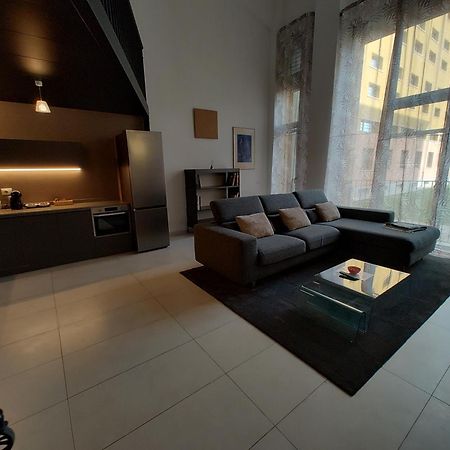 Milan Space Loft - Apartment Close To M5 Subway - Free Parking - Sky & Netflix Tv Eksteriør bilde